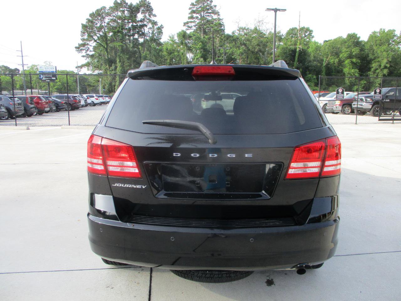 Used 2020 Dodge Journey SE FWD image 6