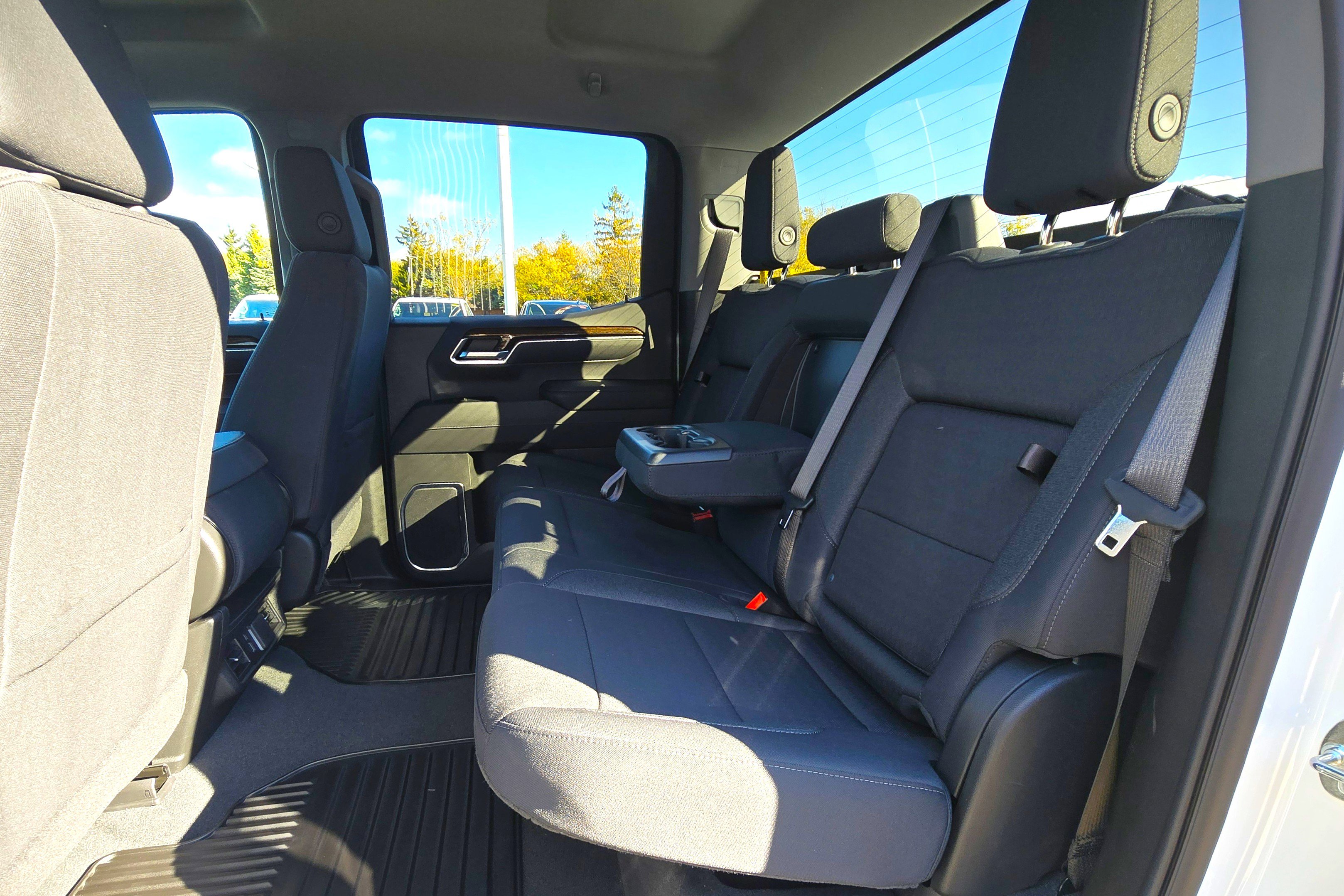 New 2026 GMC Sierra 1500 Elevation image 14