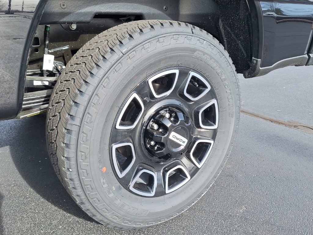New 2026 Ford F350 Platinum image 36