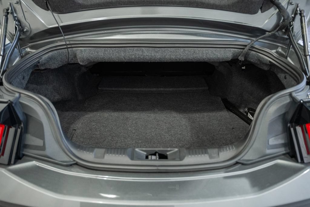Used 2025 Ford Mustang Premium RWD image 8