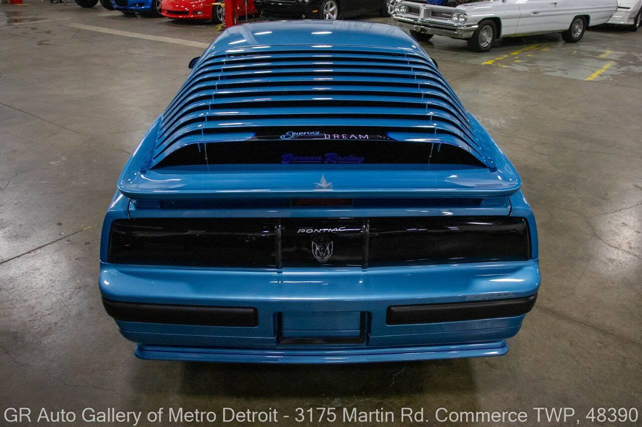 Used 1988 Pontiac Firebird Formula image 5