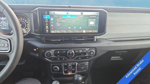 Used 2024 Jeep Wrangler Sport S image 11