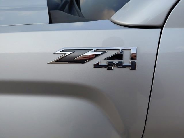 Used 2017 GMC Sierra 1500 SLT image 32