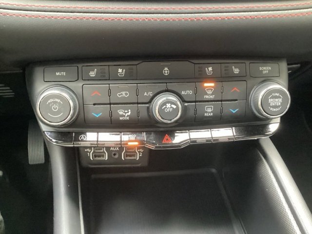 Used 2024 Dodge Durango GT image 32