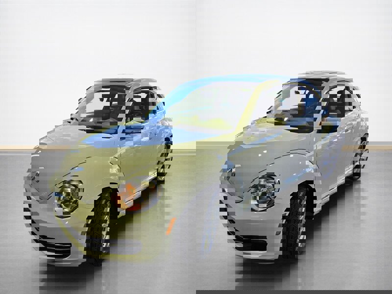 Used 2014 Volkswagen Beetle TDI image 8