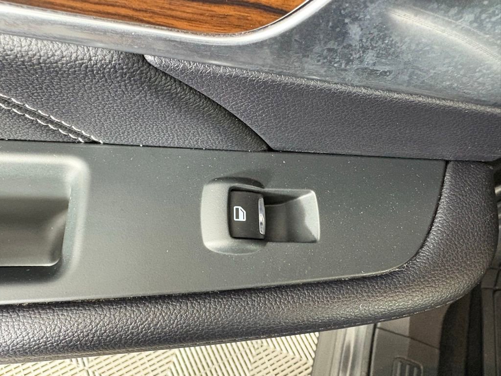 Used 2019 Ford Explorer Limited image 72