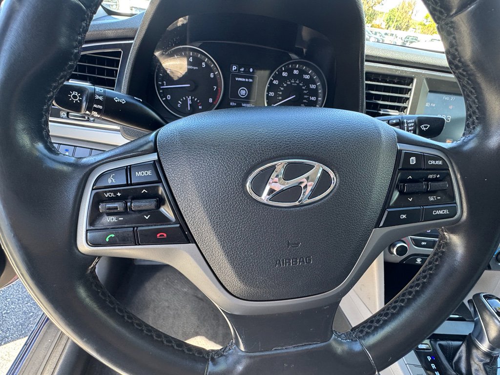 Used 2017 Hyundai Elantra Limited image 15