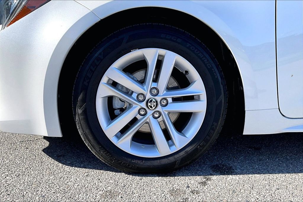 Used 2019 Toyota Corolla SE w/ Carpet Mat Package FWD image 34