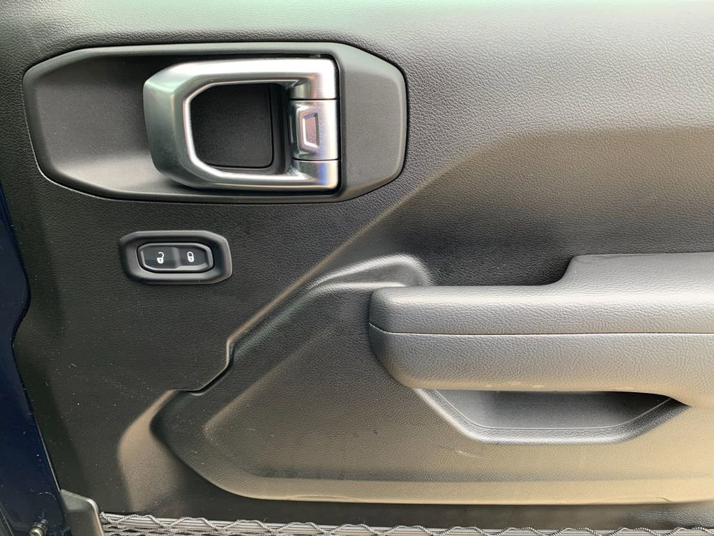 Used 2025 Jeep Gladiator Sport image 19