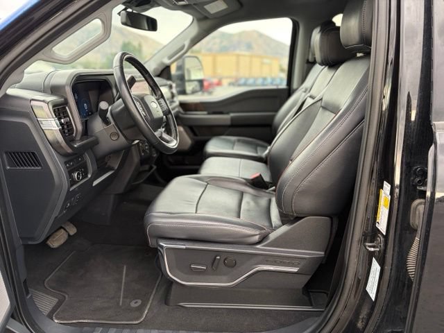 Used 2023 Ford F350 Lariat w/ FX4 Off-Road Package AWD/4WD image 25