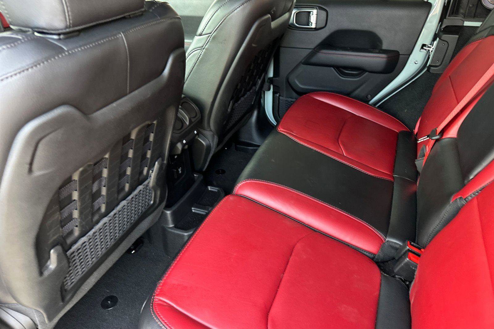 Used 2023 Jeep Wrangler Unlimited Rubicon 4xe image 12