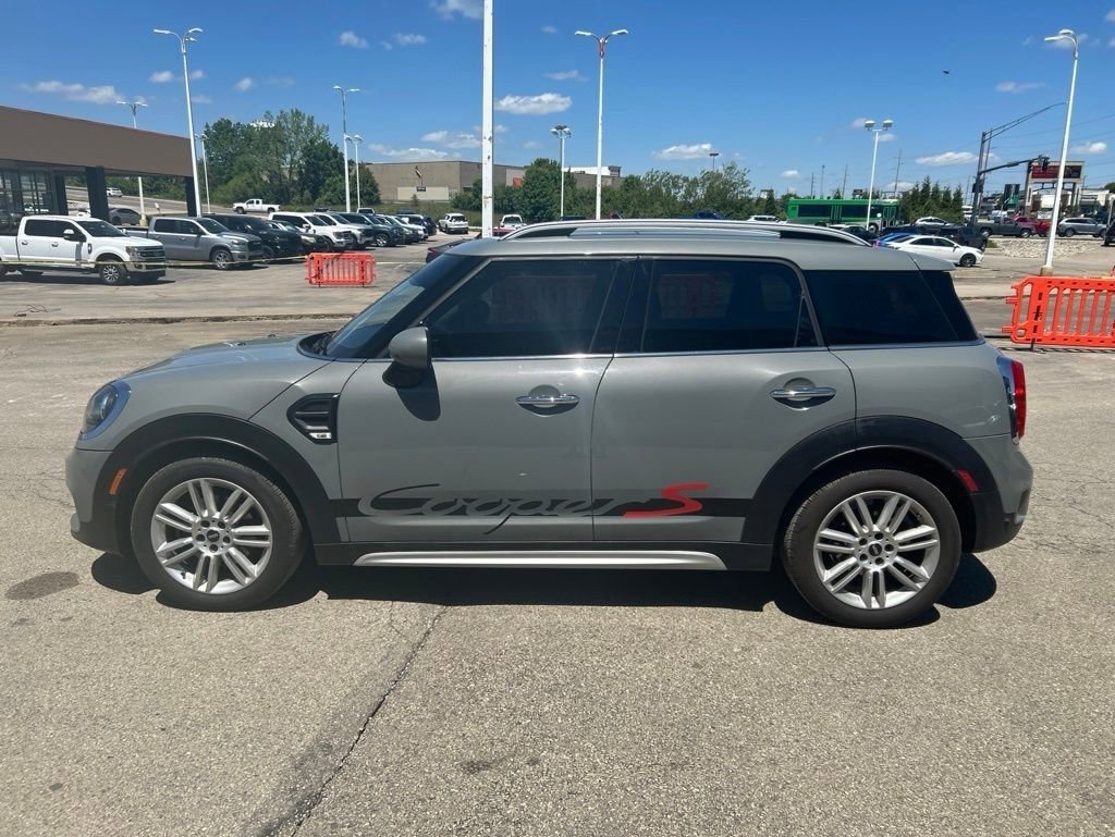 Used 2019 MINI Cooper Countryman FWD image 2