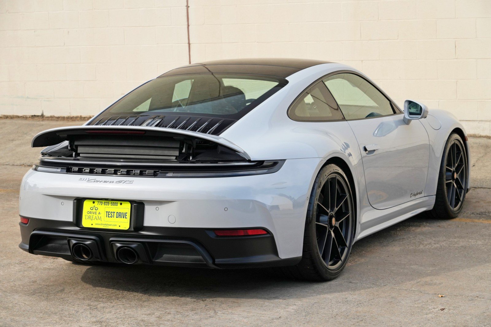 Used 2025 Porsche 911 Carrera GTS RWD image 52
