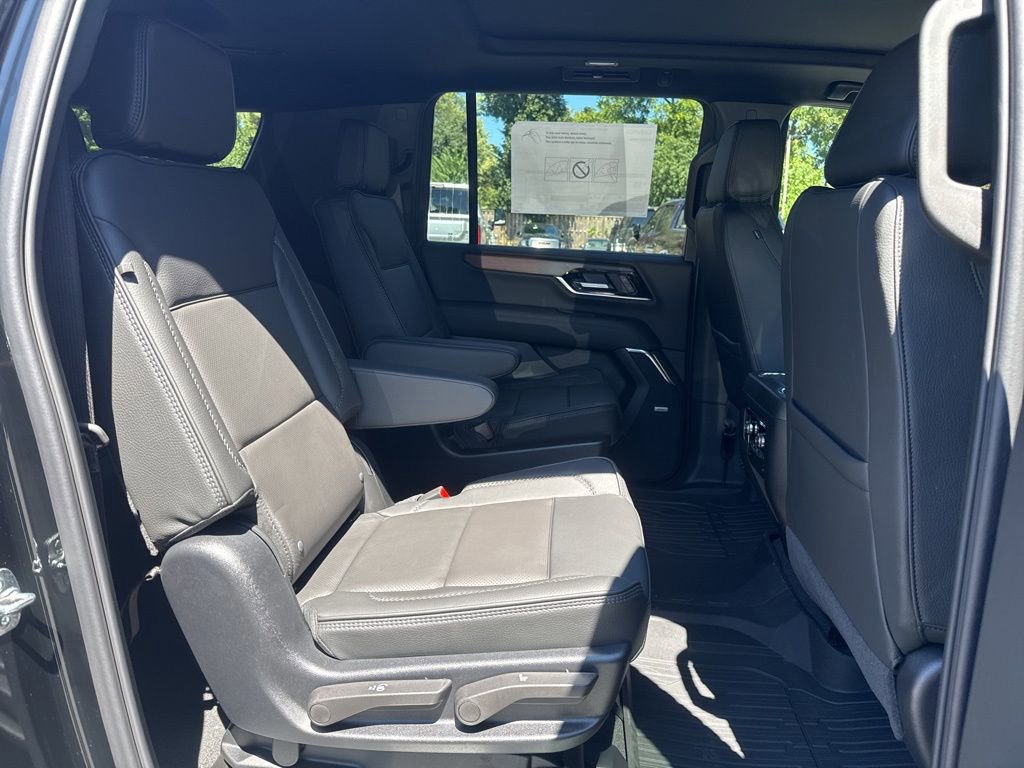 New 2025 GMC Yukon XL Denali w/ Sun & Power Step Package image 14