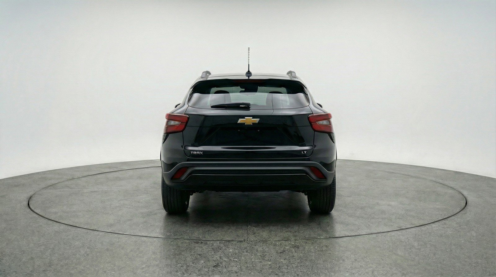 Used 2025 Chevrolet Trax LT image 7