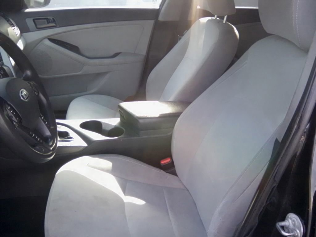 Used 2013 Kia Optima LX FWD image 11
