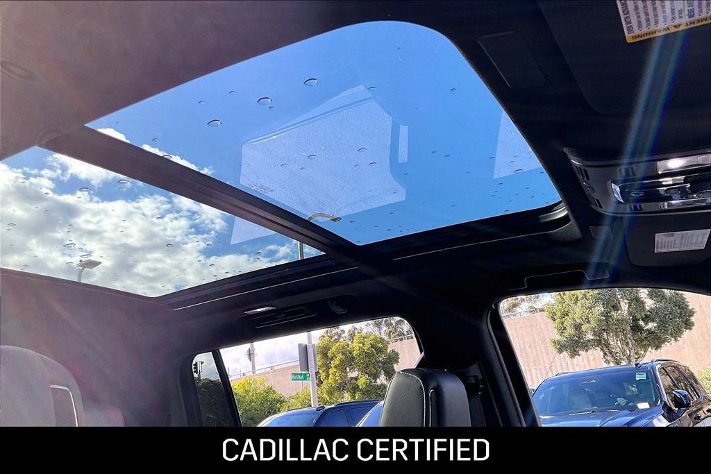 Certified 2025 Cadillac Escalade ESV Premium Luxury RWD image 13