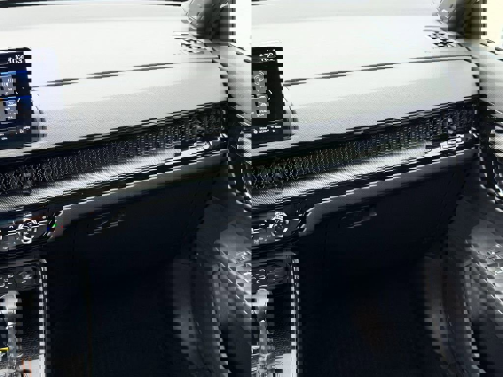 Used 2023 Honda CR-V Sport Touring image 17