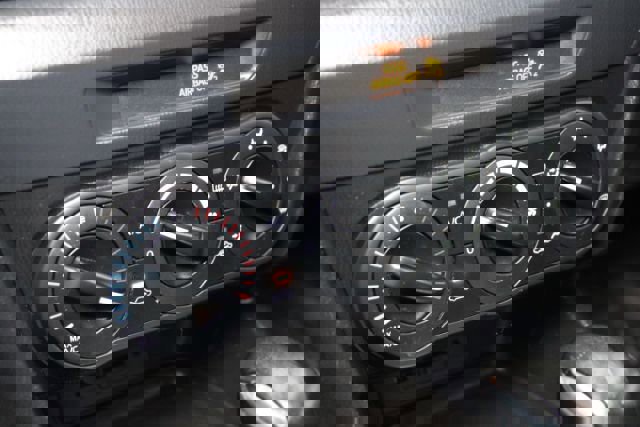 Used 2015 MAZDA MAZDA3 i Sport image 14