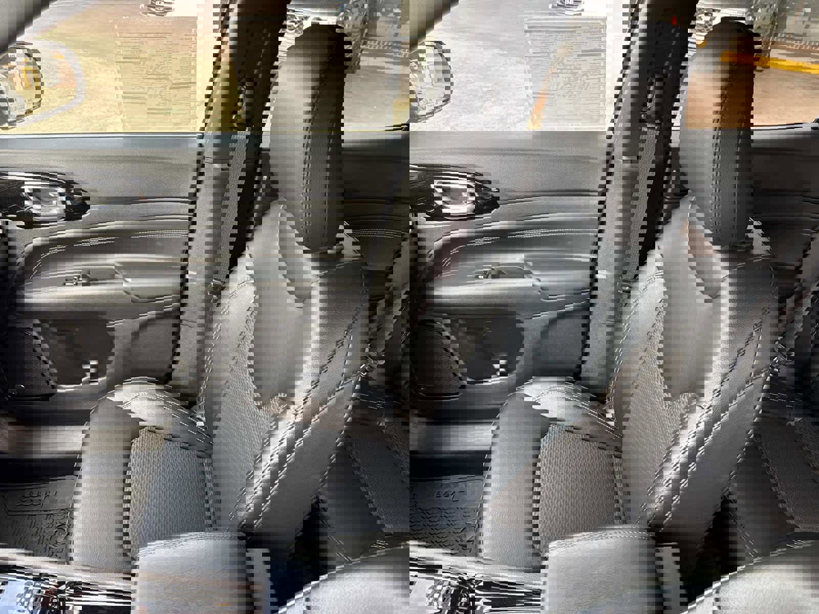 Used 2023 Jeep Compass Altitude w/ Sun and Sound Group image 31