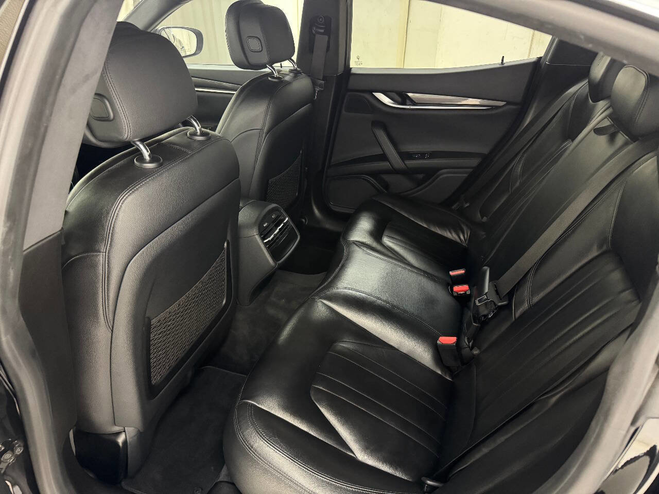 Used 2017 Maserati Ghibli image 35