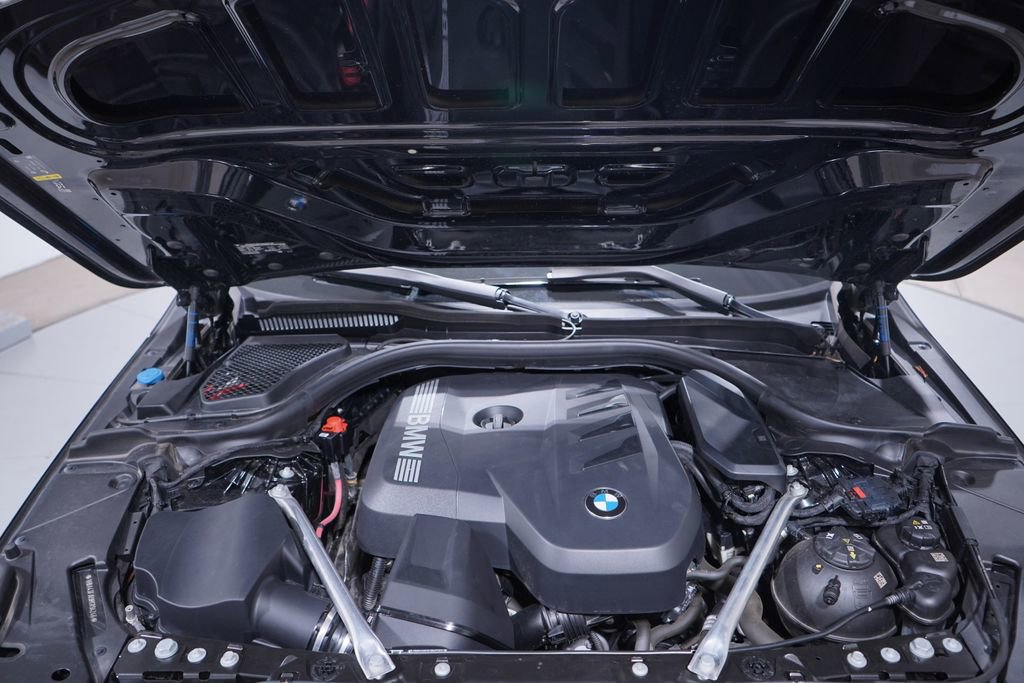 Used 2024 BMW 530i w/ M Sport Package RWD image 23