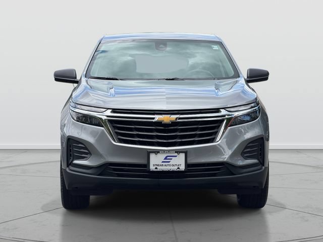 Used 2024 Chevrolet Equinox LS w/ LS Convenience Package AWD/4WD image 2