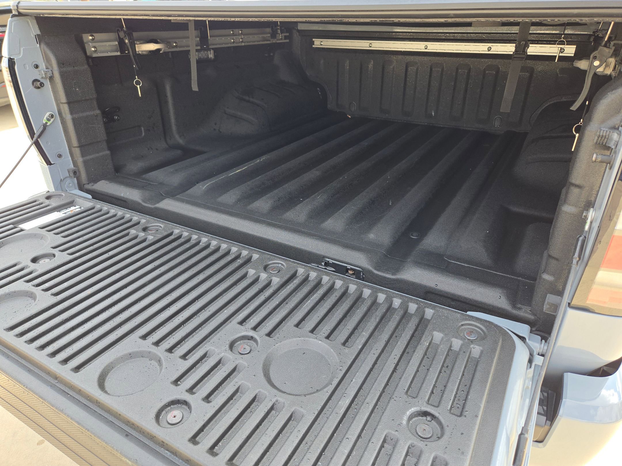 Used 2024 Nissan Frontier Pro-X w/ Pro Premium Package image 26