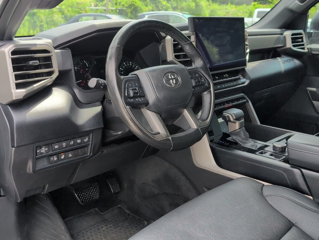 Used 2025 Toyota Tundra SR5 w/ SR5 Premium Package AWD/4WD image 11