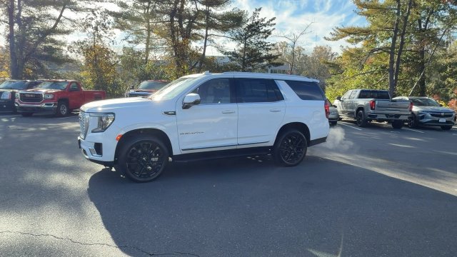 Used 2023 GMC Yukon Denali w/ LPO, Floor Liner Package AWD/4WD image 4
