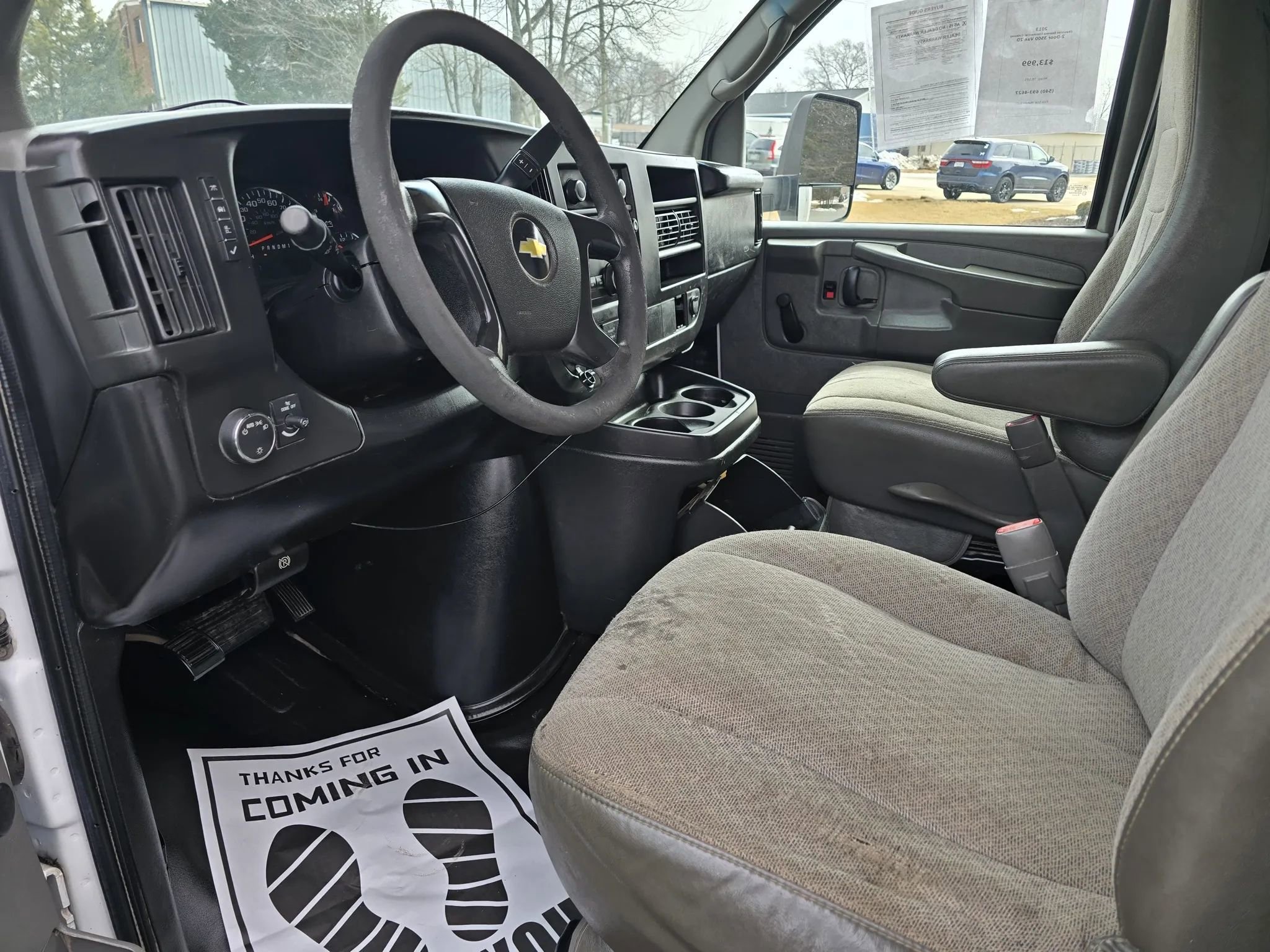 Used 2013 Chevrolet Express 3500 Extended image 12