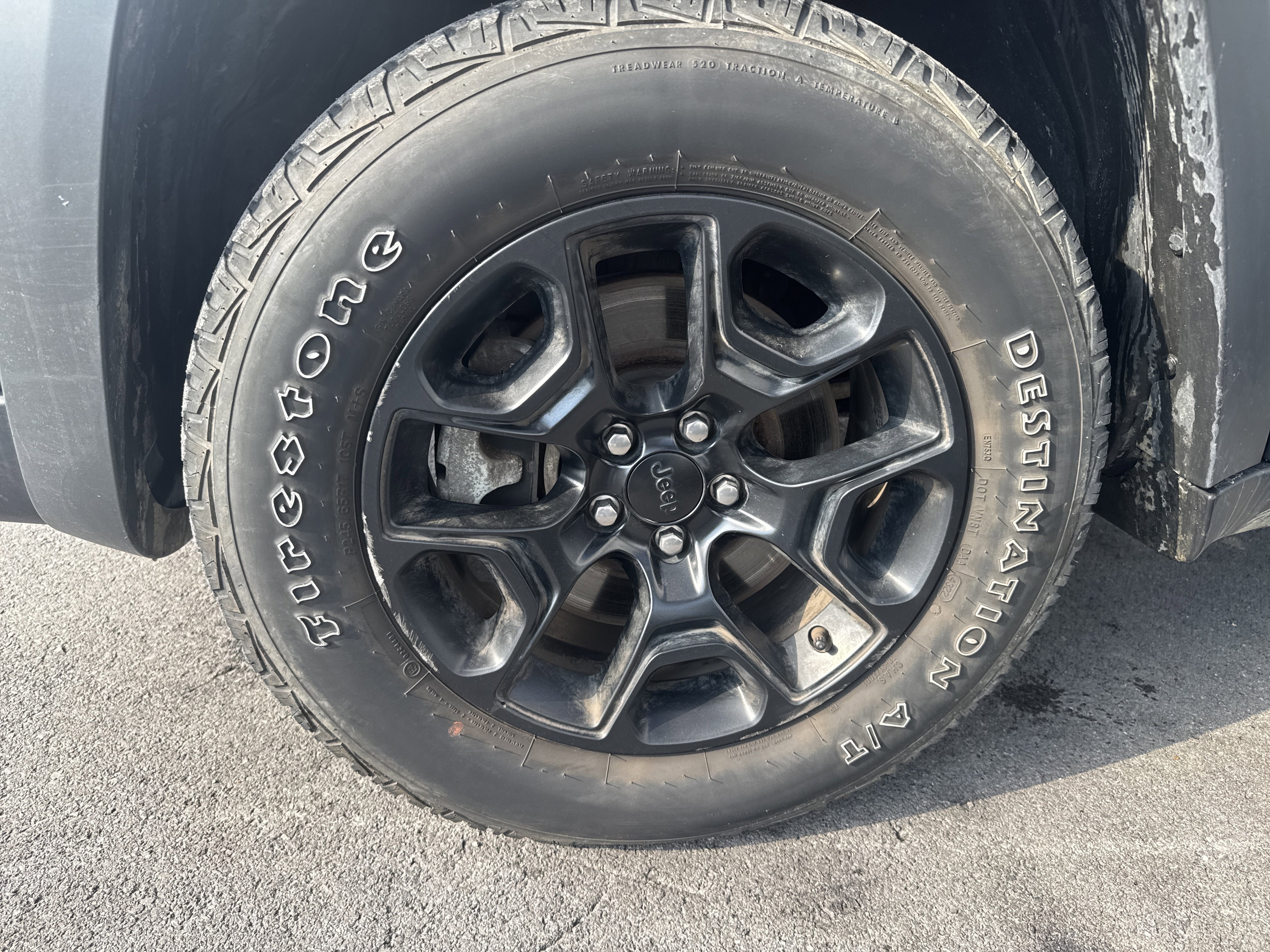 Used 2022 Jeep Cherokee Latitude w/ Sun & Sound Group AWD/4WD image 11