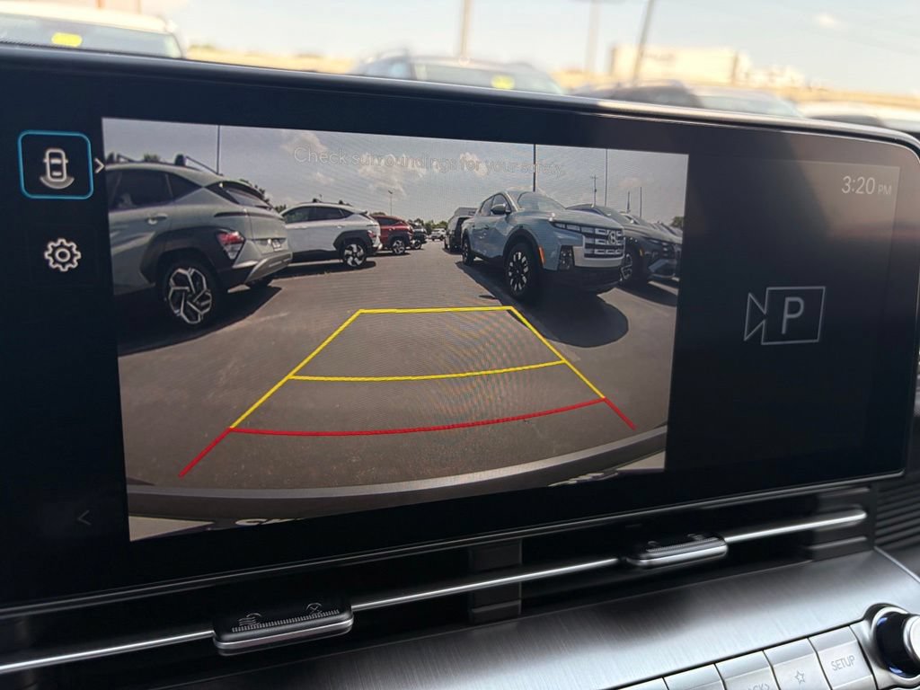 New 2026 Hyundai Kona SEL Premium FWD image 17