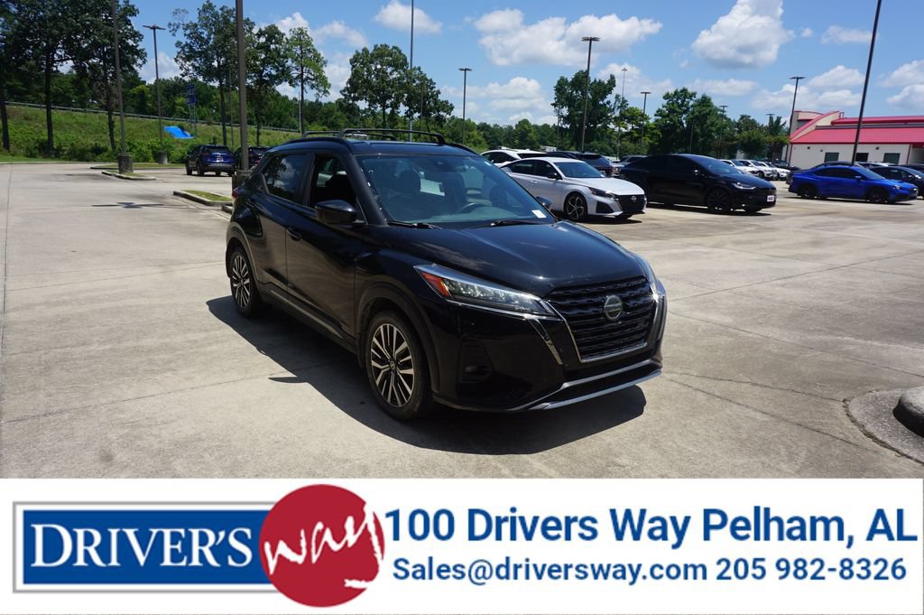 Used 2021 Nissan Kicks SR w/ Interior Electronics Package FWD image 1