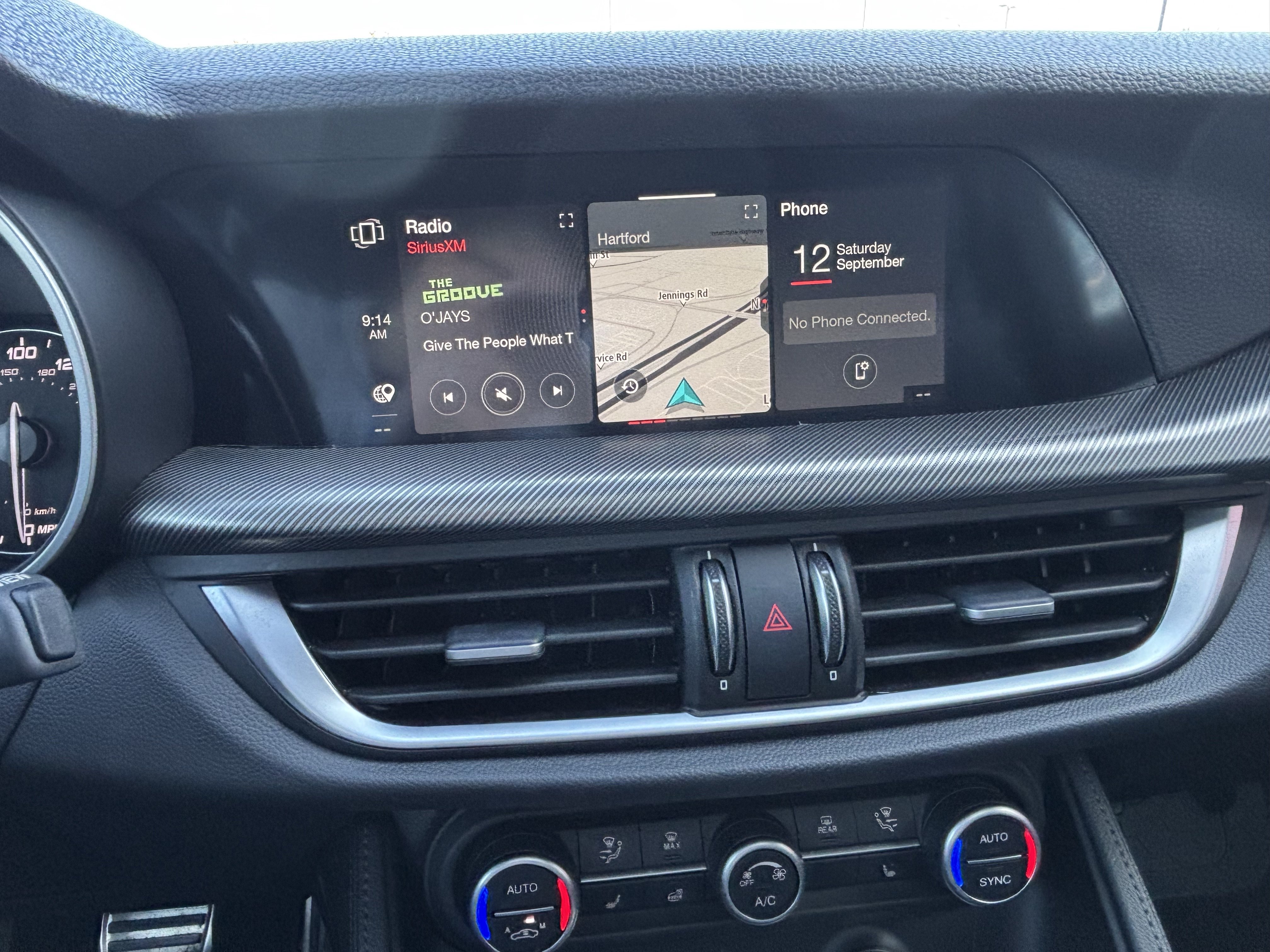 Certified 2023 Alfa Romeo Stelvio Veloce AWD/4WD image 22
