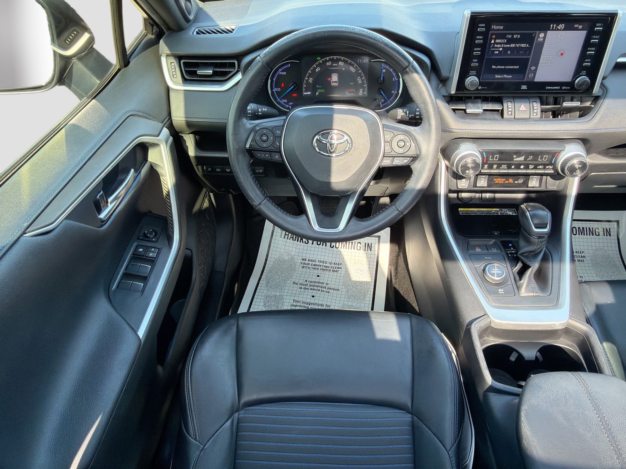 Used 2020 Toyota RAV4 XSE image 17