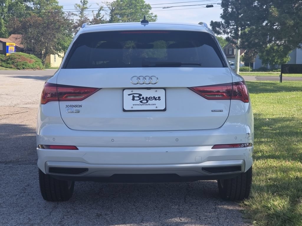Used 2020 Audi Q3 2.0T Premium Plus w/ Premium Plus Package AWD/4WD image 15