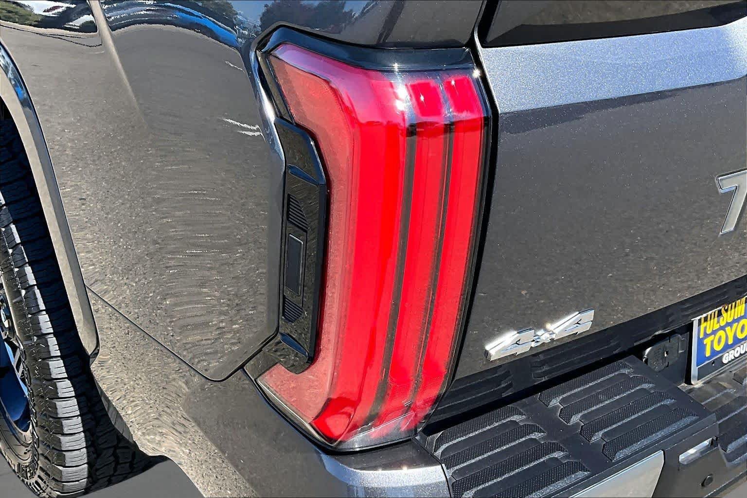 Used 2024 Toyota Tundra Capstone AWD/4WD image 28