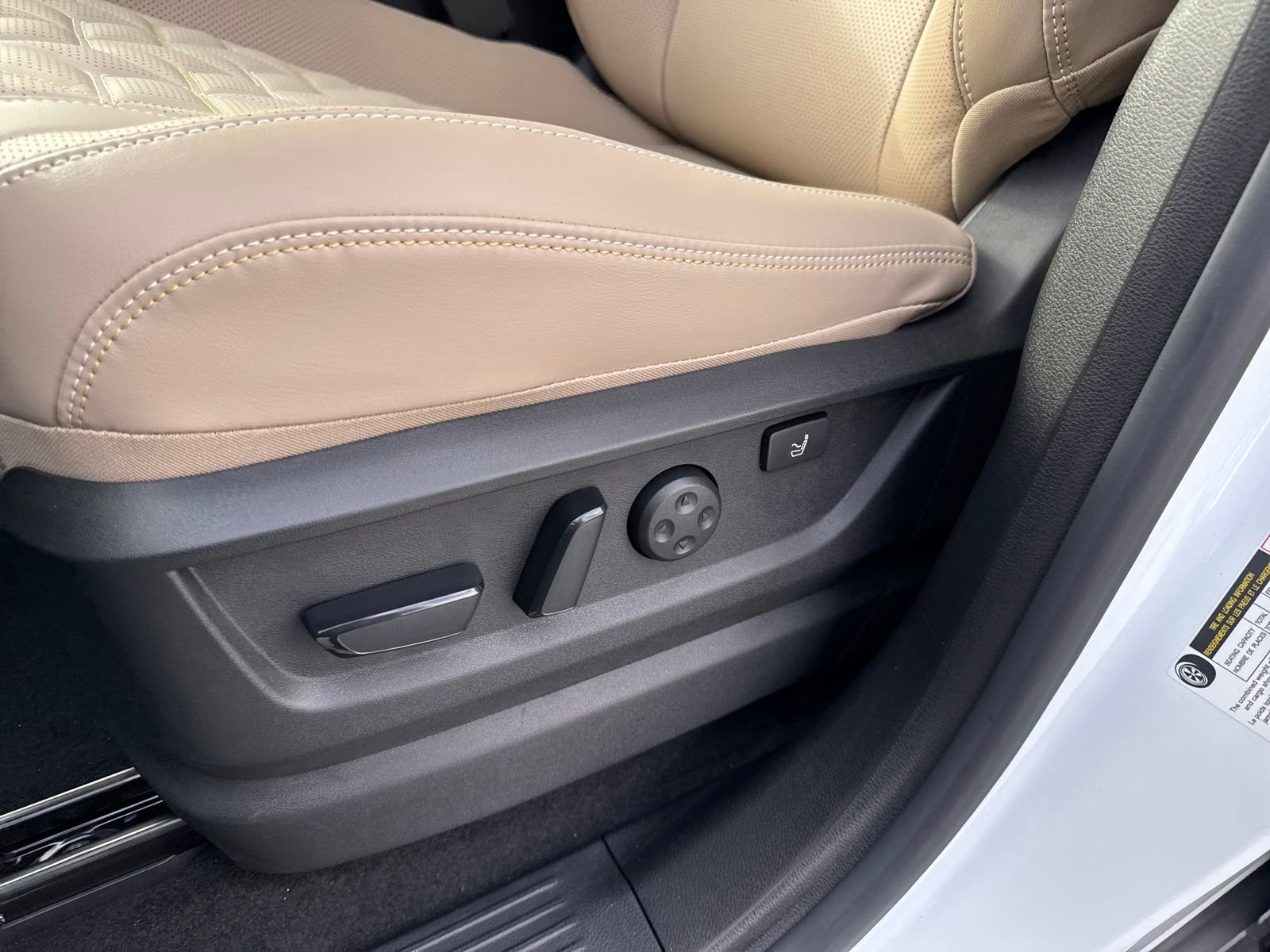 New 2026 Nissan Armada Platinum Reserve image 28