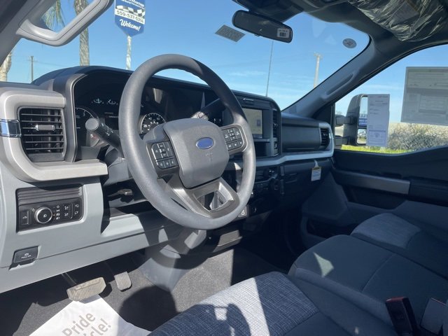 New 2026 Ford F250 XLT w/ FX4 Off-Road Package image 9