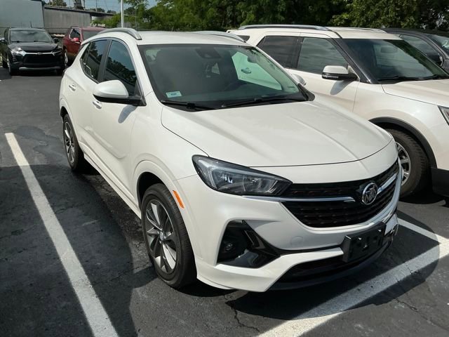 Used 2021 Buick Encore GX Select w/ Sport Touring Package AWD/4WD image 4