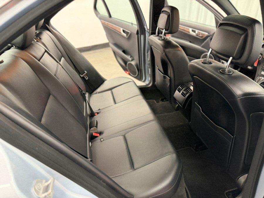 Used 2013 Mercedes-Benz C 300 4MATIC Sedan image 64
