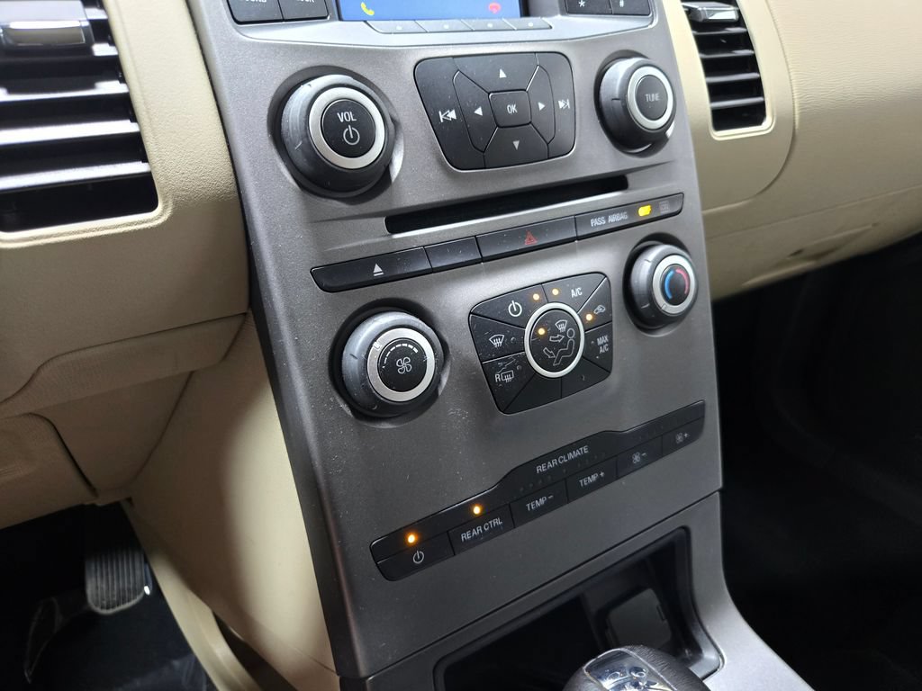 Used 2019 Ford Flex SE FWD image 23