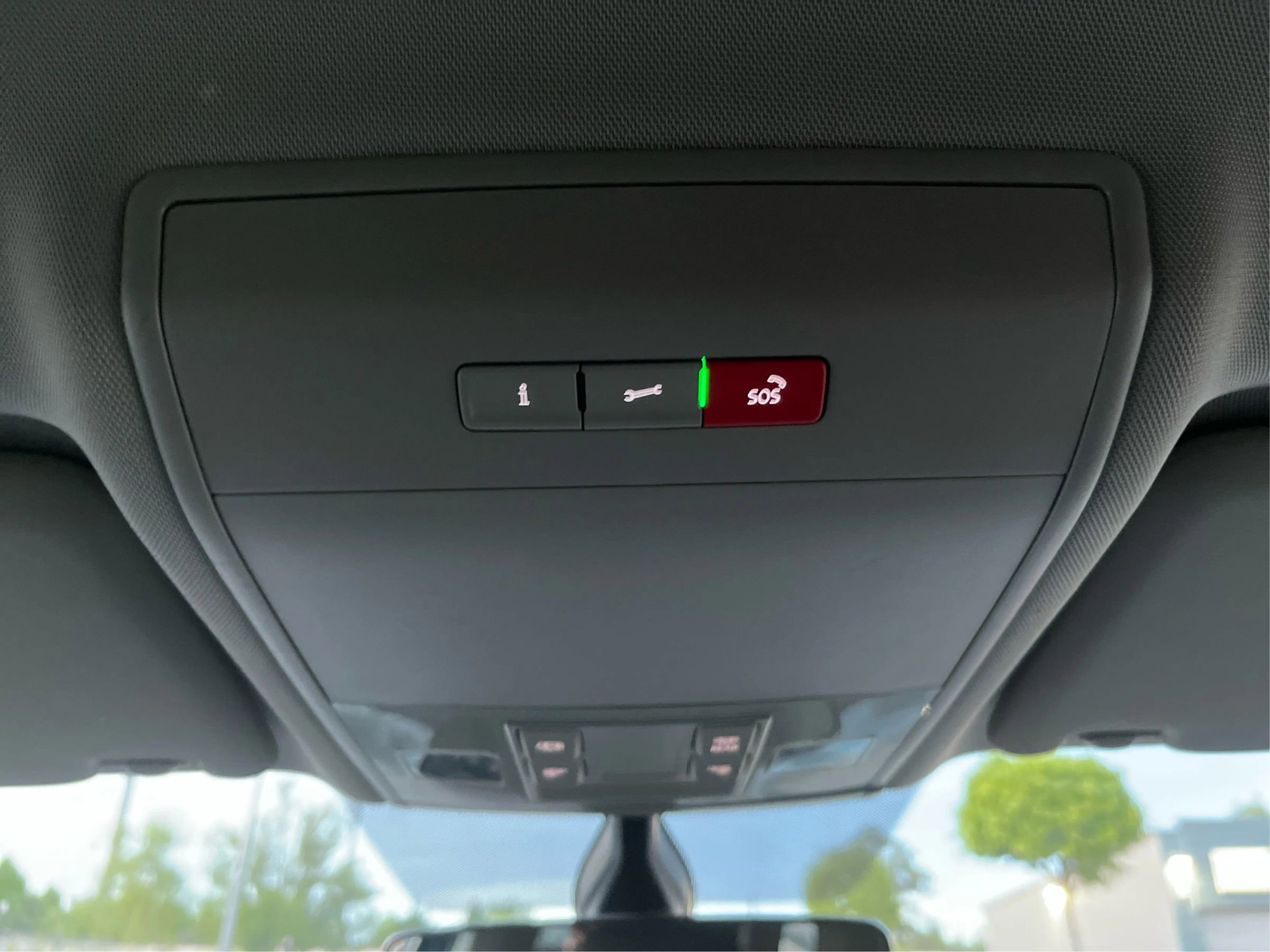 Used 2021 Volkswagen Atlas S image 31