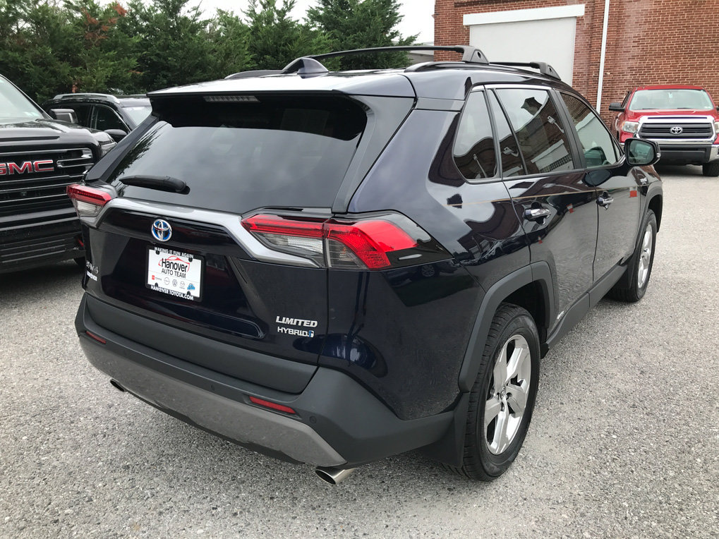 Used 2020 Toyota RAV4 Limited AWD/4WD image 8
