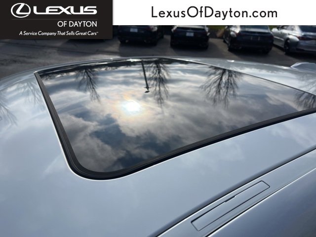 Used 2024 BMW 330i xDrive 330i xDrive image 12