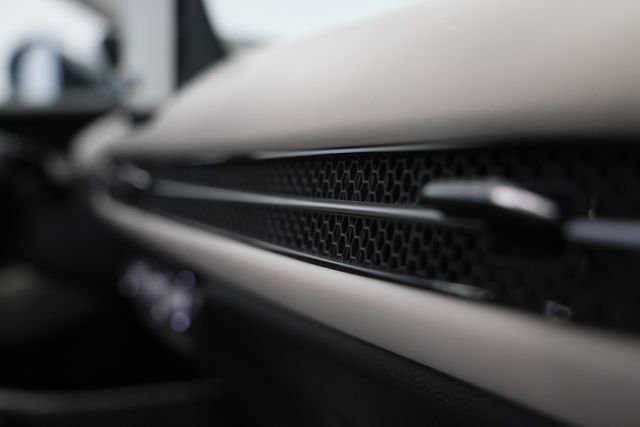 Used 2024 Honda HR-V EX-L image 29