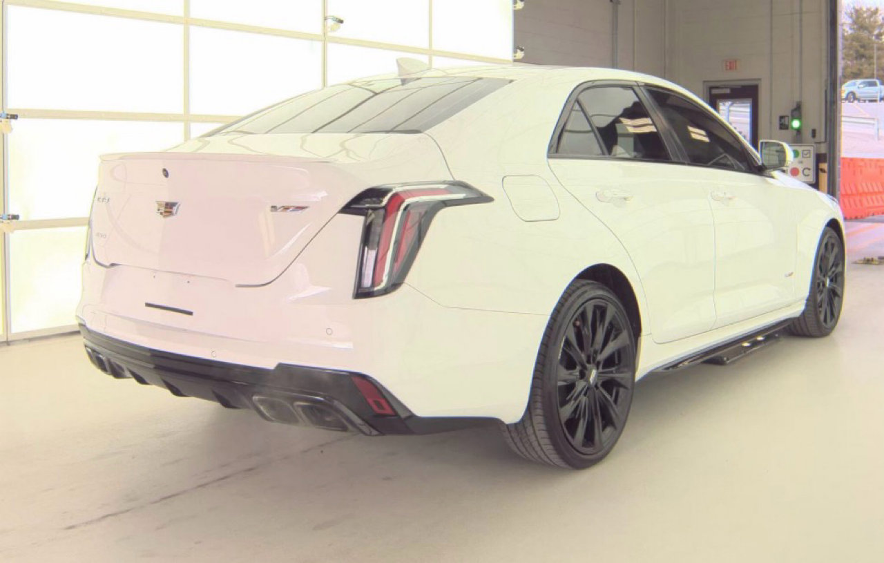 Used 2021 Cadillac CT4 V w/ Technology Package image 3