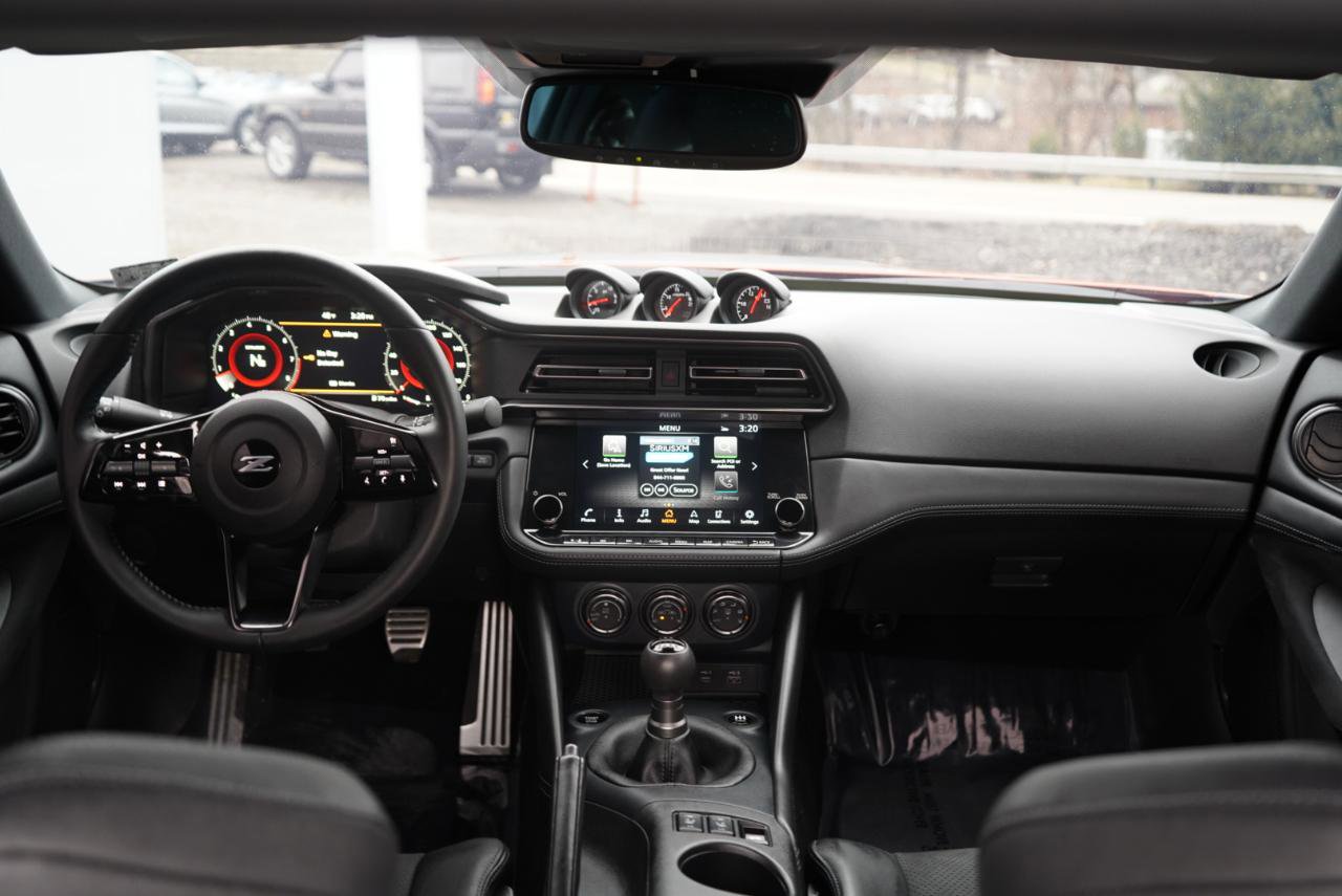 Used 2024 Nissan Z Performance w/ Heritage Edition image 51