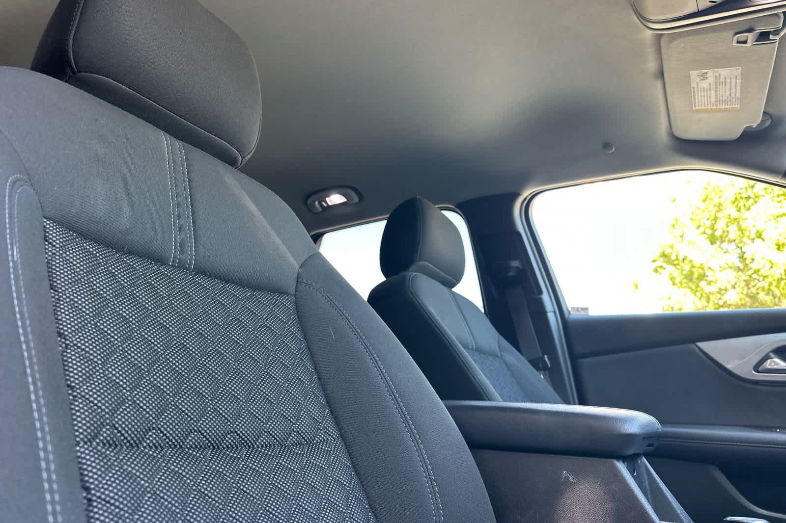 Used 2020 Chevrolet Blazer LT FWD image 18